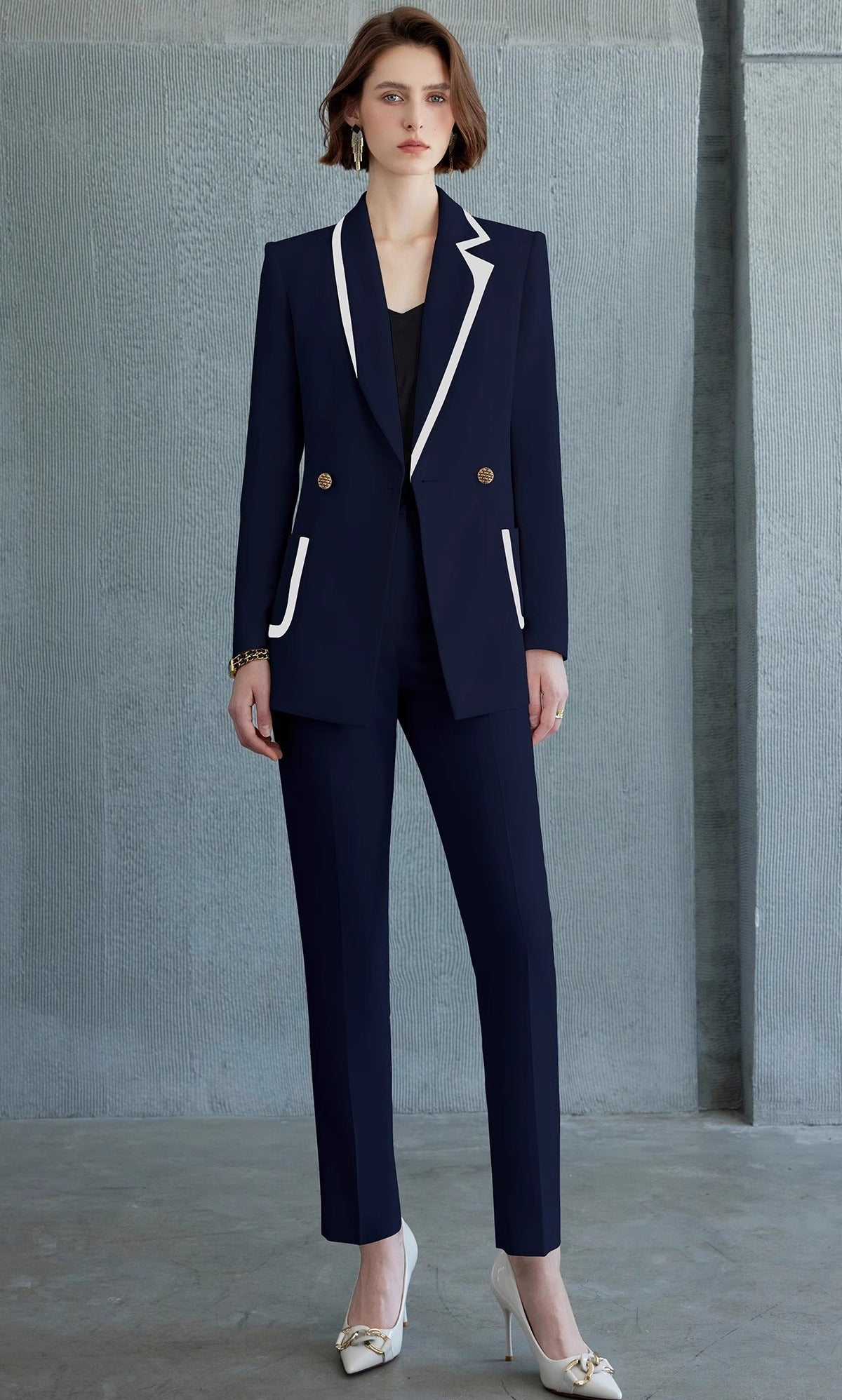 Midnight Noir Contrast Premium Suit Set