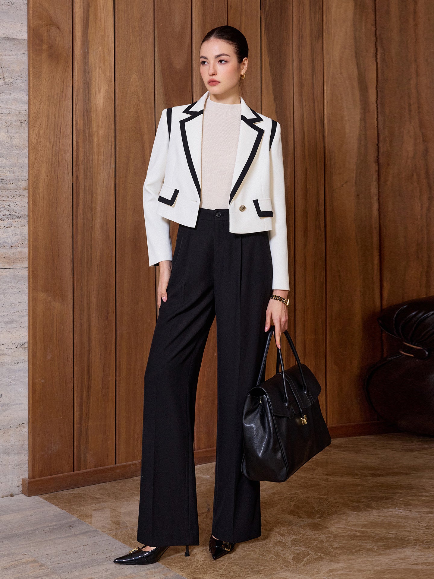 Élodie Riviera Contrast Tailored Suit