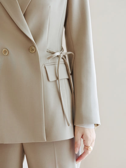 Éloria Beige Raffinée Suit Set