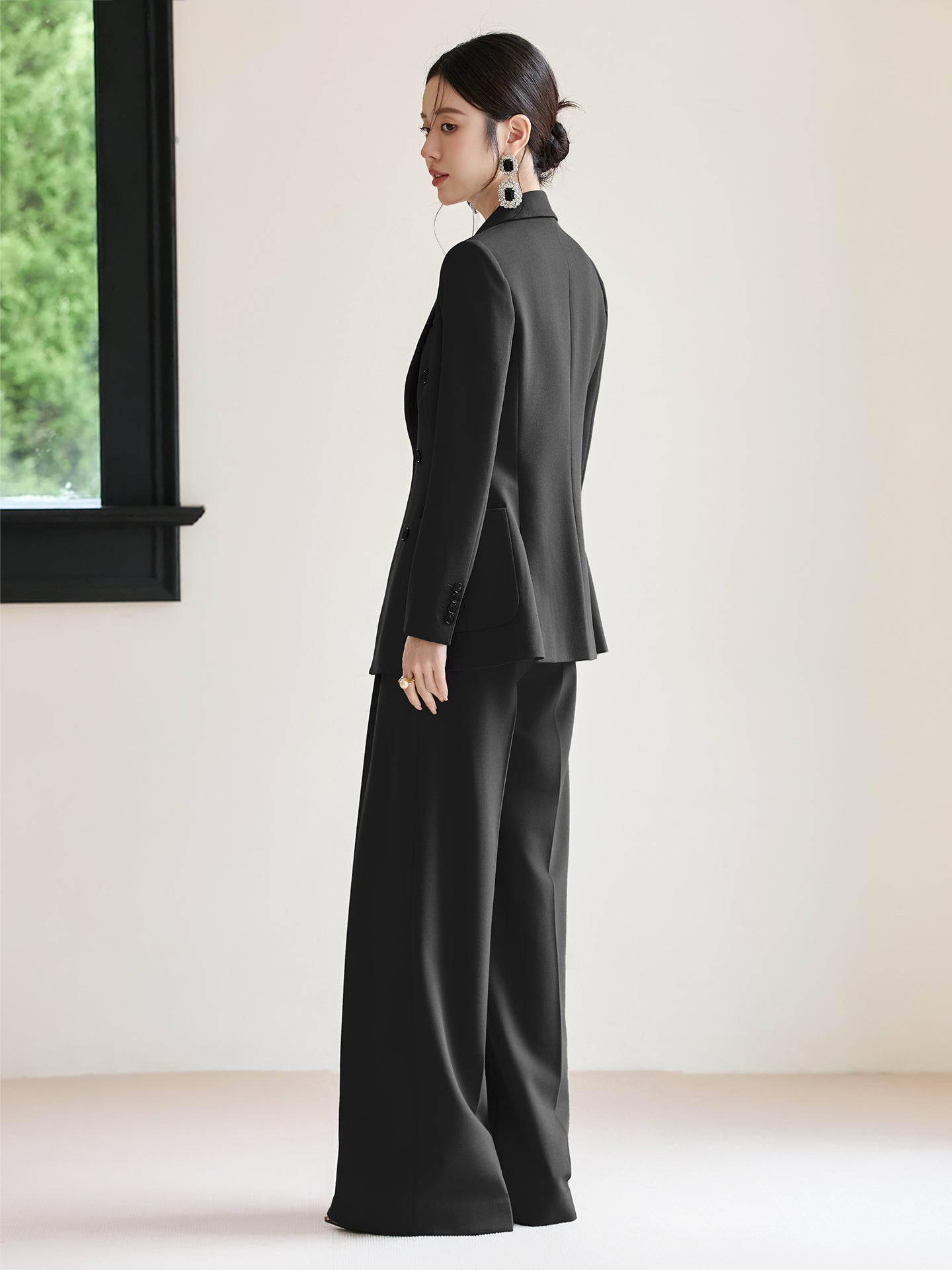 Céliane Noir Signature Suit Set